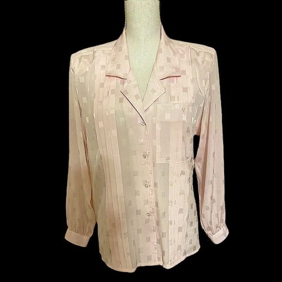 Liz Claiborne Petite light Pink long sleeve Blouse size 10P - Picture 1 of 10
